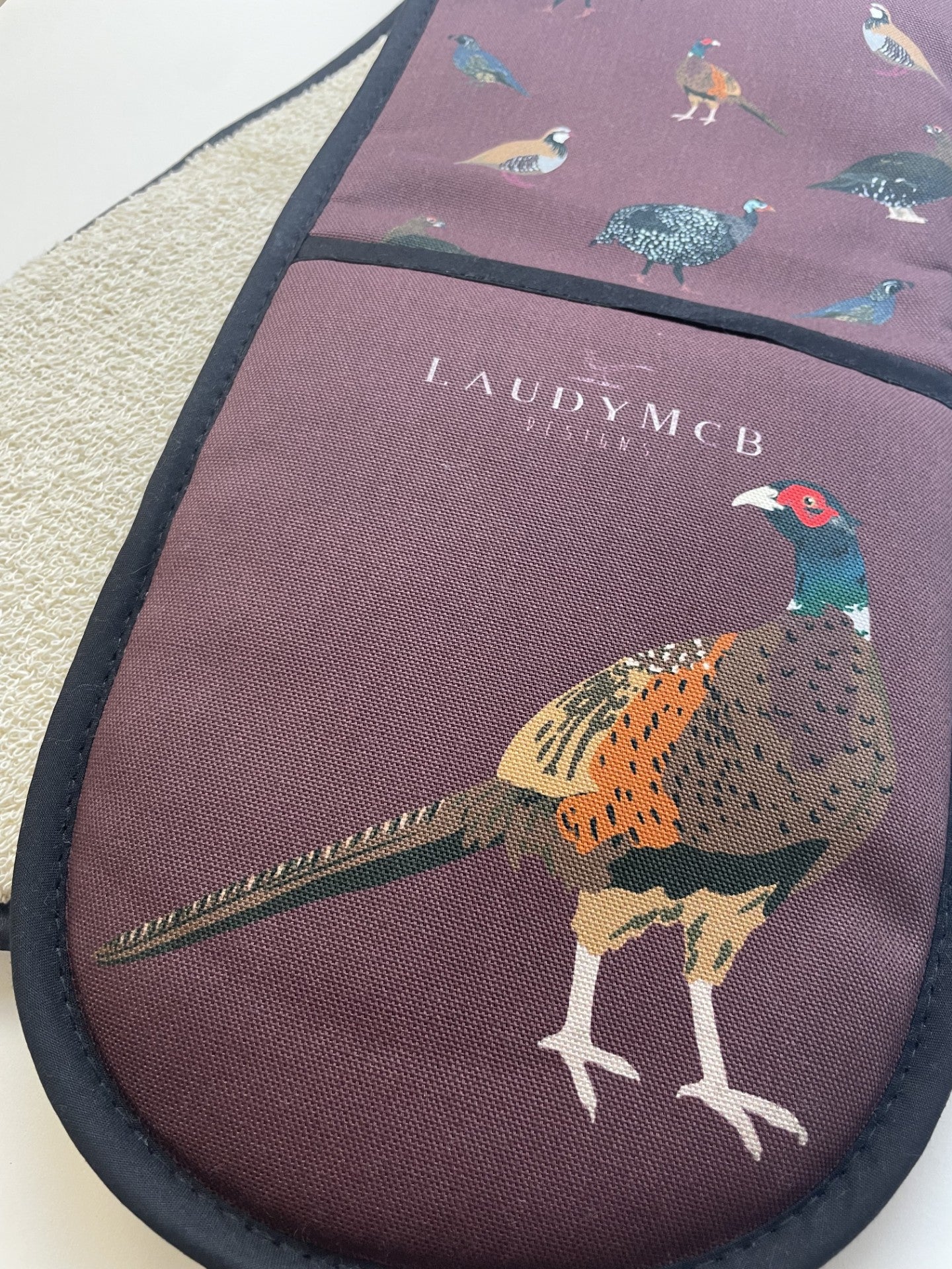 Game Birds Oven gloves