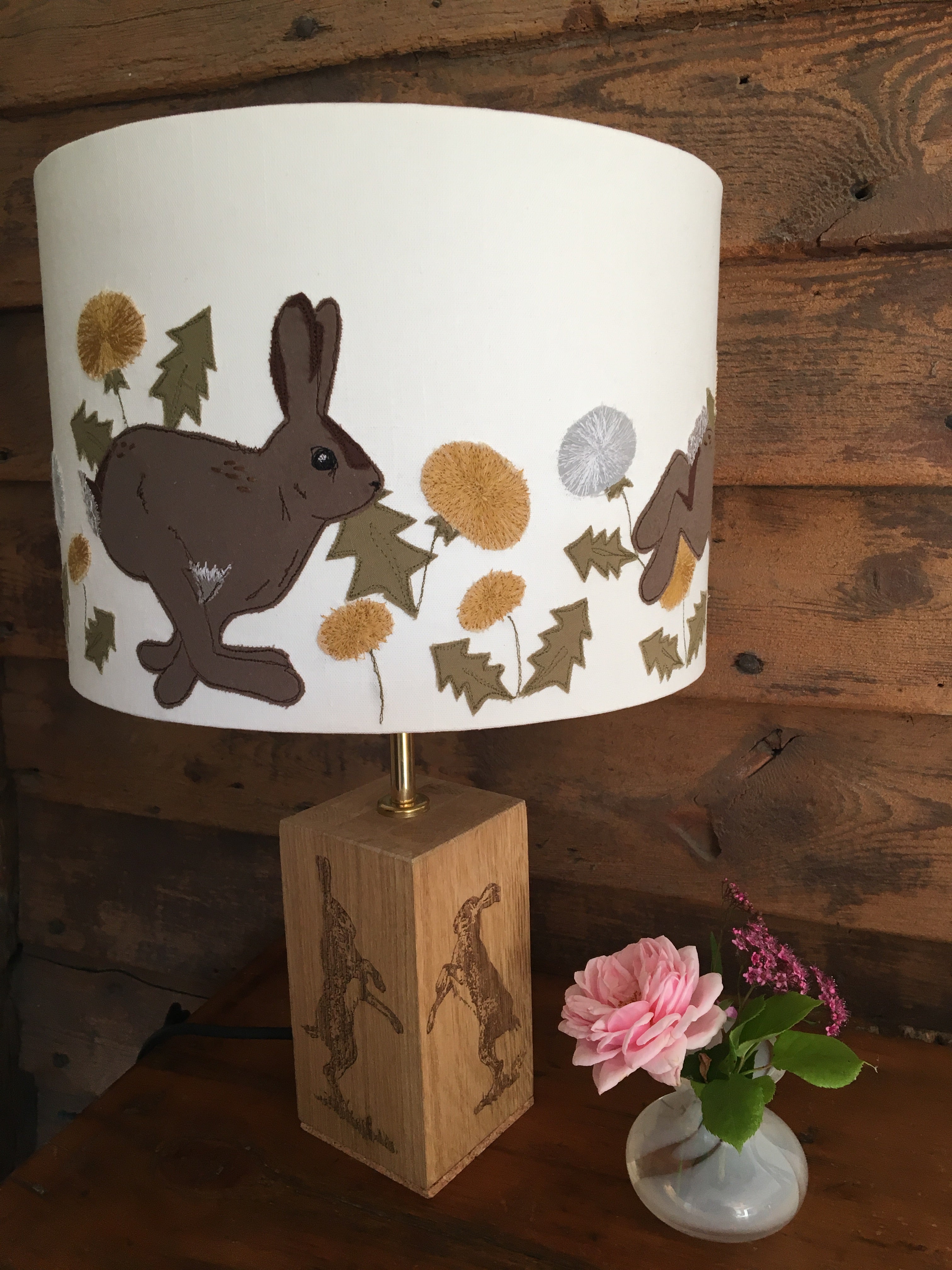 Leaping Hare Shade and Base